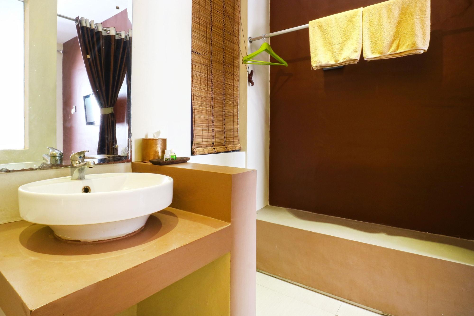Koi Hotel And Residence Denpasar Zewnętrze zdjęcie