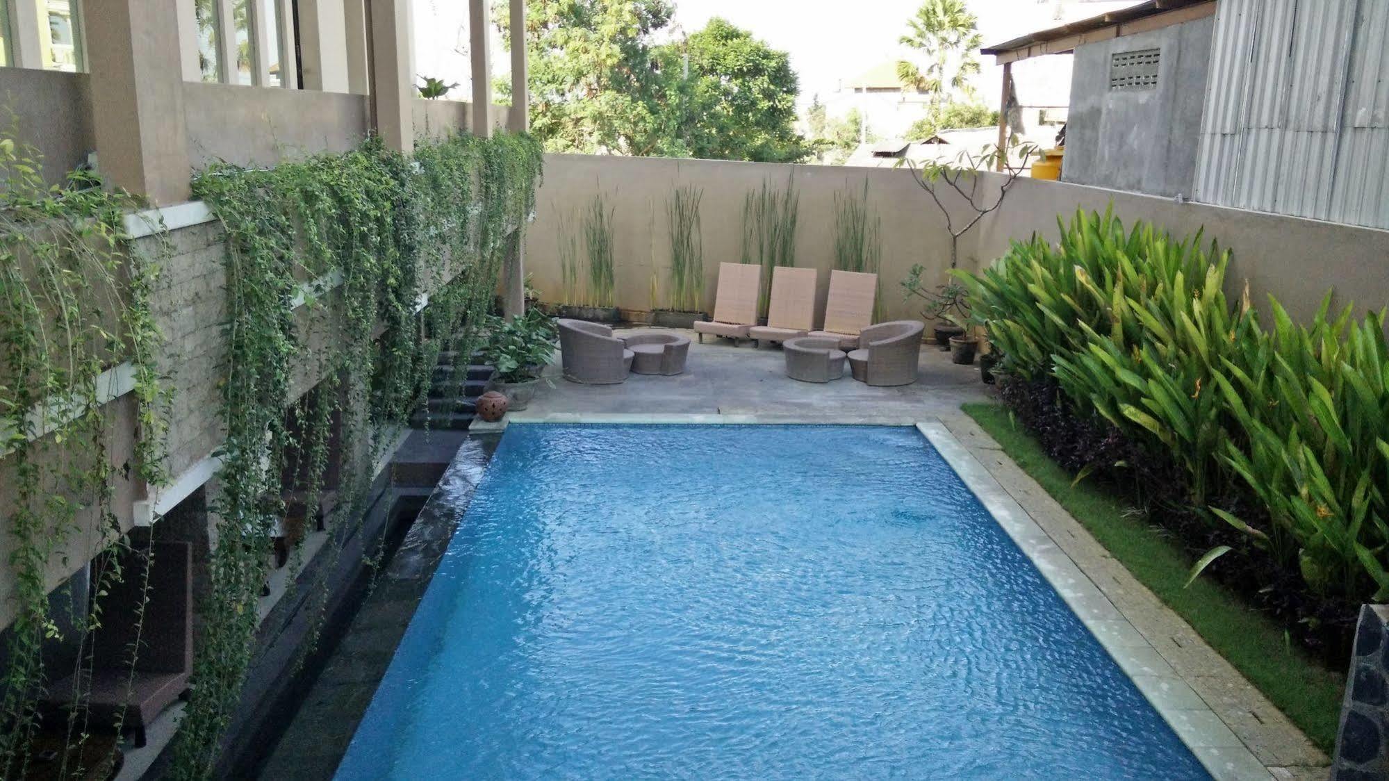 Koi Hotel And Residence Denpasar Zewnętrze zdjęcie